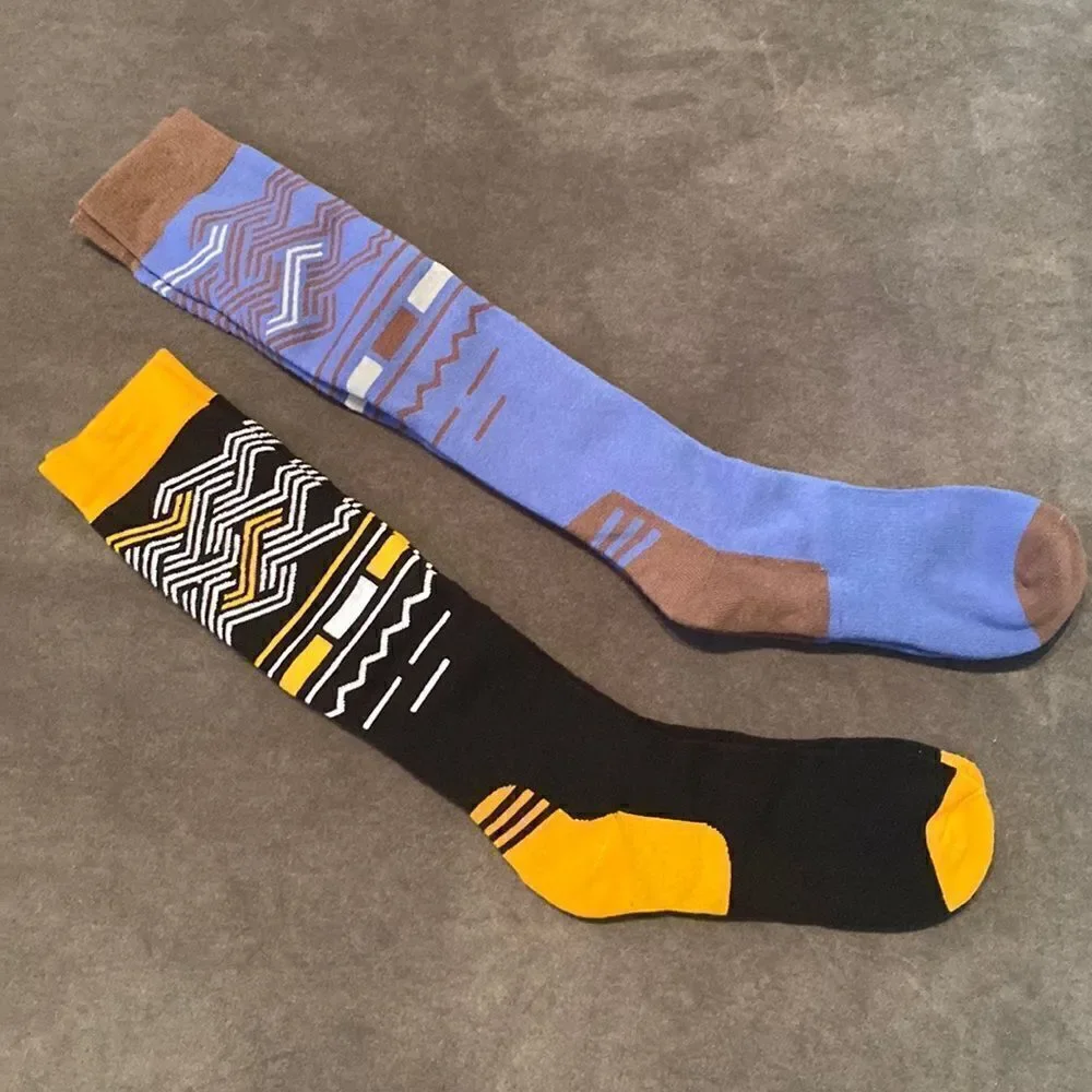 Ski Socks 2 Pairs Women’s or Men’s Size M NWT